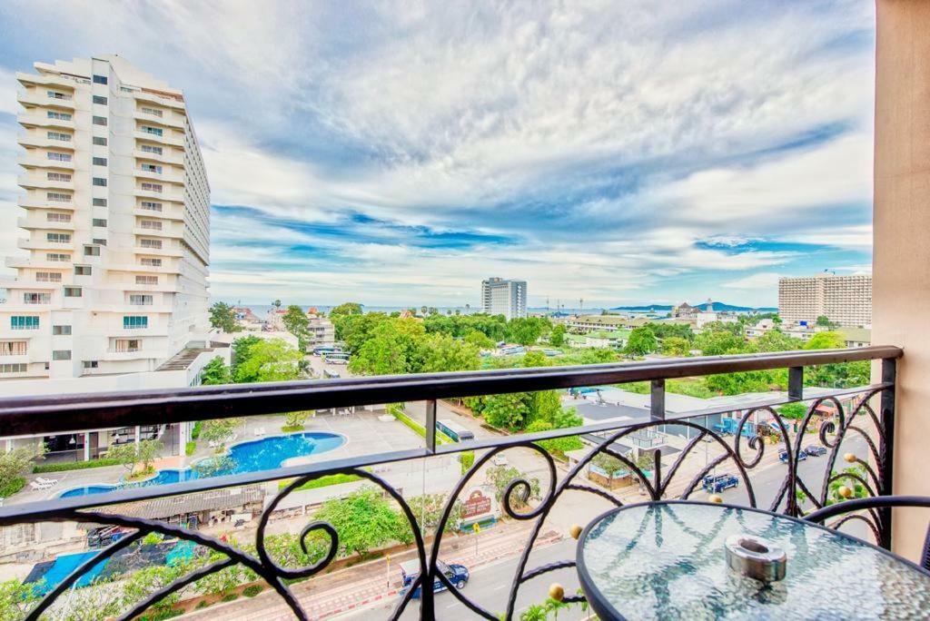 Atlantis Condo Resort Jomtien Eksteriør bilde