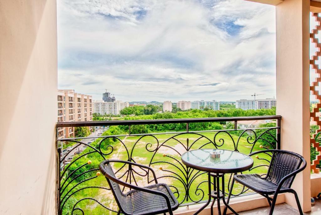 Atlantis Condo Resort Jomtien Eksteriør bilde